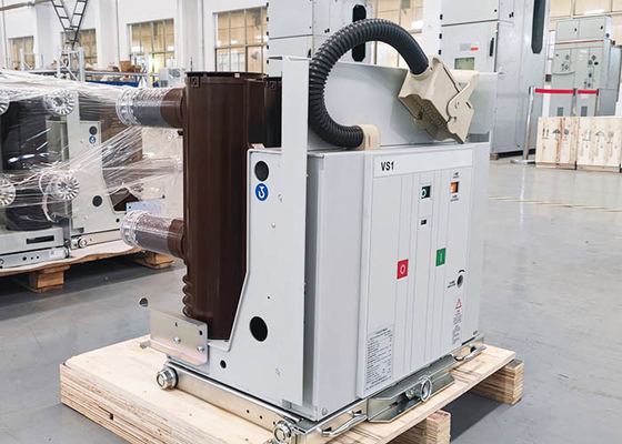 เบรกเกอร์สูญญากาศในร่มแบบถอดได้ 12KV 1250A VCB AC แรงสูงสำหรับสวิตช์