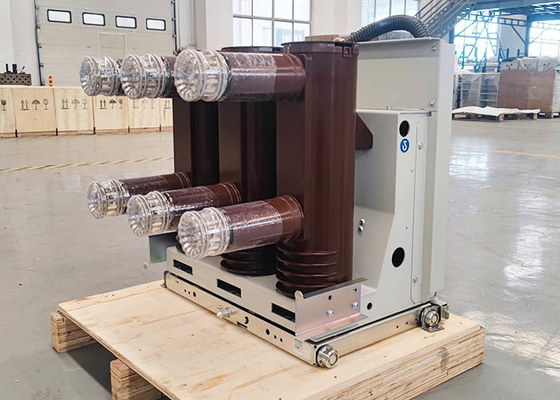 เบรกเกอร์สูญญากาศในร่มแบบถอดได้ 12KV 1250A VCB AC แรงสูงสำหรับสวิตช์