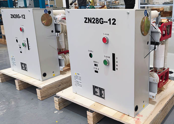 ZN28G - 12 เบรกเกอร์สูญญากาศในร่มสามเฟส AC 50HZ 12KV พิกัดแรงดันไฟฟ้า