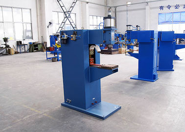 เครื่องเชื่อมความต้านทานการฉายภาพแบบ Pneumatic Spot สำหรับหมุดเกลียวอ่อนนุช