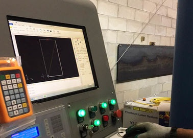 เครื่องตัดเลเซอร์ไฟเบอร์ CNC มีฝาปิดแลกเปลี่ยนอัตโนมัติรุ่น FL-3015-3000W