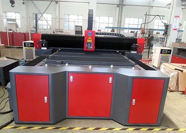 เครื่องตัดเลเซอร์ด้วยเลเซอร์โลหะ 1500X3000mm FL-3015-500W สีที่กำหนดเอง