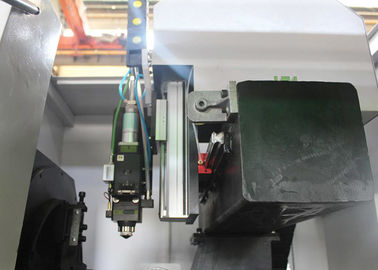เครื่องตัดท่อ CNC แบบอัตโนมัติเหล็กกล้าไร้สนิมไฟเบอร์เลเซอร์ 380V / 50Hz