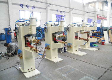 เครื่องเชื่อมความต้านทานแบบ Spot Pneumatic เครื่องแปลงกระแสไฟฟ้า DC 300-800kg 50Hz 60HZ