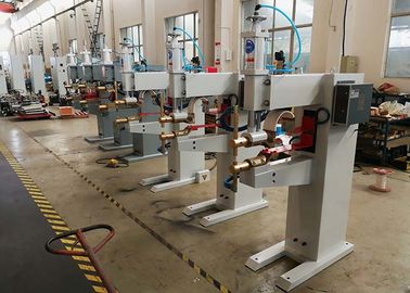 DN -35KVA เครื่องเชื่อมจุดต้านทานสองเฟส 220 โวลต์ 60 เฮิร์ตแรงดันไฟฟ้า