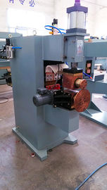 เครื่องเชื่อมตะเข็บความต้านทาน 160KVA สำหรับกล่องสี่เหลี่ยมสีแดงทองแดงคู่